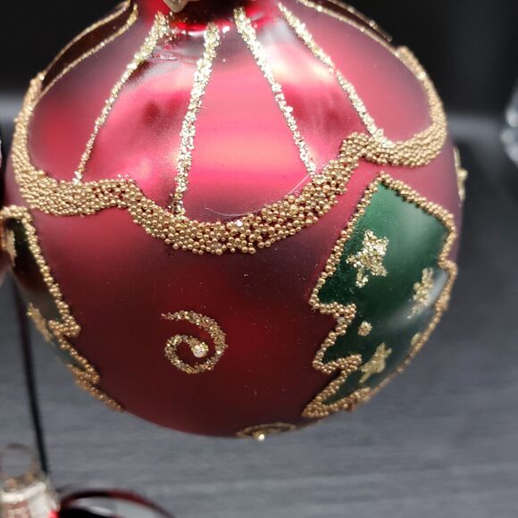 Set of 3 Glass Christmas Ornaments 3" Red White Green Painted Holiday Balls - Picture 4 of 12